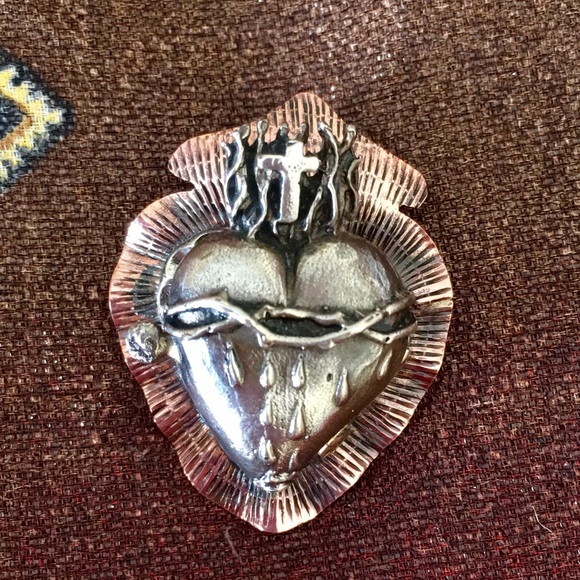 Handmade Jewelry - Handmade Milagro❤️Sacred Heart Locket